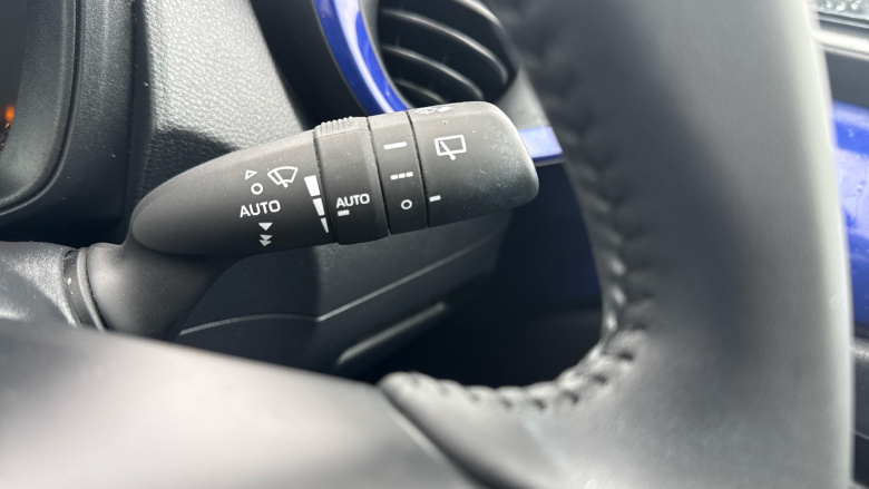 Toyota Aygo X 1.0 VVT-i Edge 5dr Petrol Hatchback